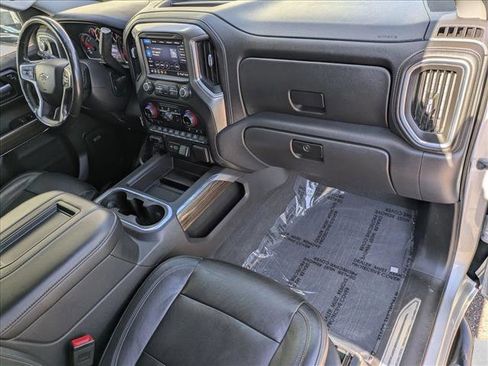 Used 2020 Chevrolet Silverado 1500 RST image 21