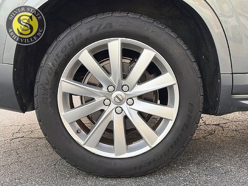 Used 2016 Volvo XC90 T6 Momentum w/ Protection Package Plus image 9