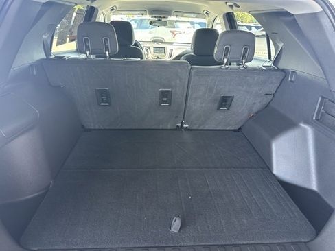 Used 2019 Chevrolet Equinox LT image 19