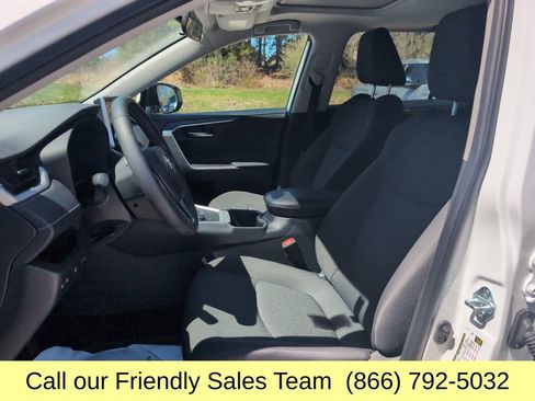 Used 2024 Toyota RAV4 XLE w/ Convenience Package AWD/4WD image 11