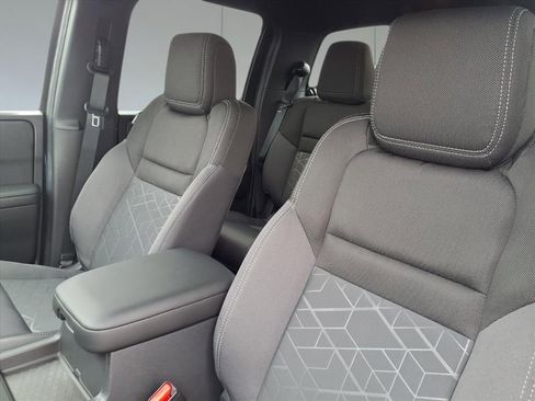 New 2026 Nissan Frontier SV image 12