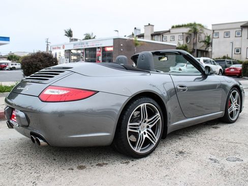 Used 2010 Porsche 911 Carrera S image 6