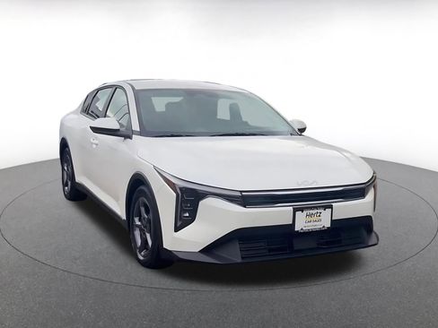 Used 2025 Kia K4 FWD image 3