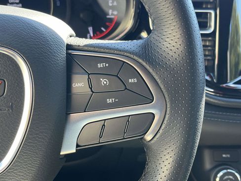 Used 2024 Dodge Durango SXT image 13