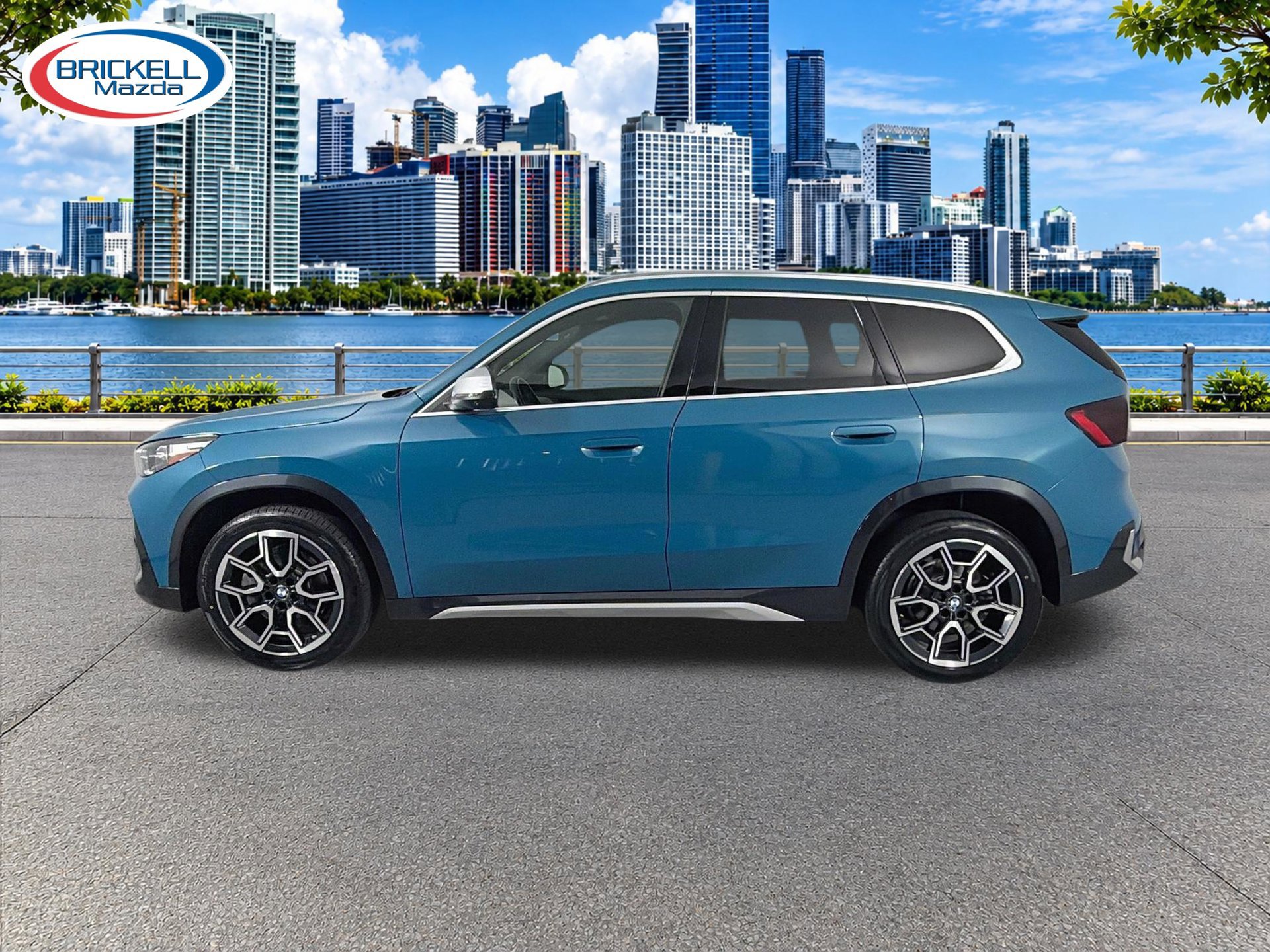 Used 2023 BMW X1 xDrive28i w/ Premium Package AWD/4WD image 7