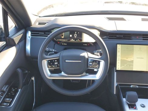 New 2026 Land Rover Range Rover SE image 26