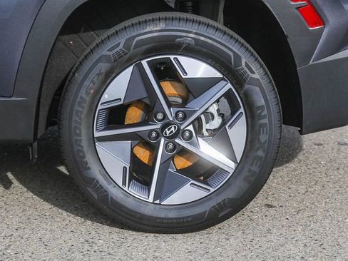 Certified 2025 Hyundai Tucson SEL image 12