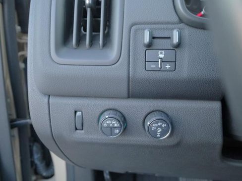 Used 2022 Chevrolet Colorado ZR2 w/ ZR2 Dusk Special Edition image 27