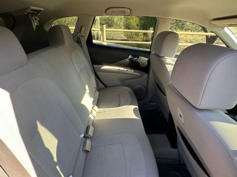 Used 2011 Nissan Rogue S image 26