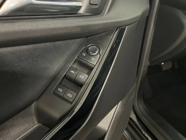 Used 2025 Chevrolet Equinox LT AWD/4WD image 8