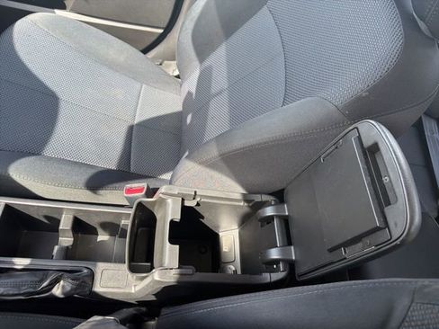 Used 2012 Subaru Forester 2.5X w/ Popular Pkg 3 image 27