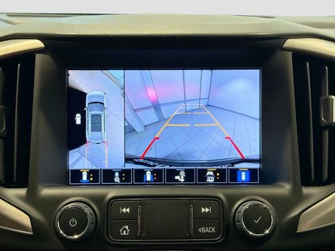Used 2024 GMC Terrain Denali w/ Denali Premium Package AWD/4WD image 13