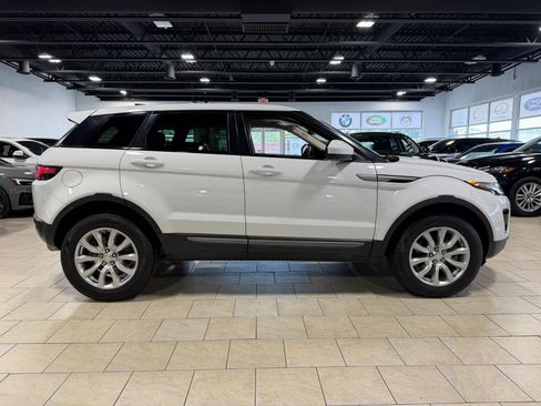 Used 2018 Land Rover Range Rover Evoque SE AWD/4WD image 22