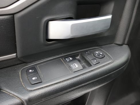 Used 2019 RAM 3500 Tradesman w/ Chrome Appearance Group AWD/4WD image 34