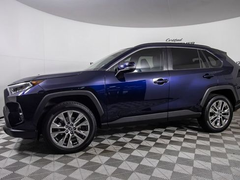 Used 2020 Toyota RAV4 XLE Premium w/ All Weather Liner Package AWD/4WD image 9