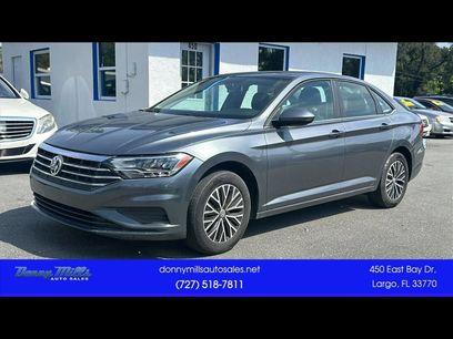 Used 2021 Volkswagen Jetta SE w/ SE Cold Weather Package