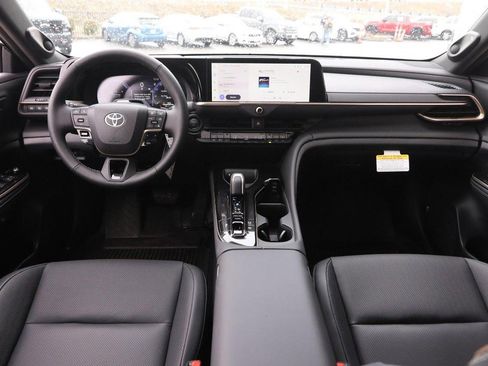 New 2026 Toyota Crown Signia image 28