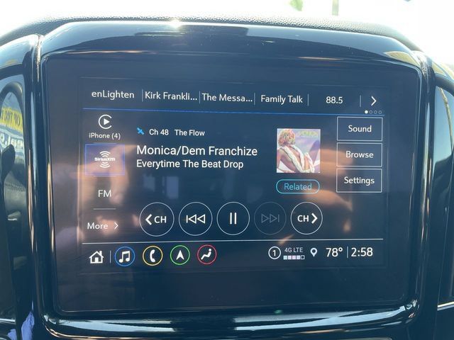Used 2023 Chevrolet Traverse Premier FWD image 13