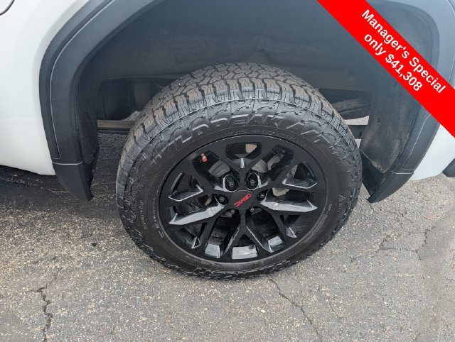Used 2024 GMC Sierra 1500 AT4 w/ Technology Package AWD/4WD image 24