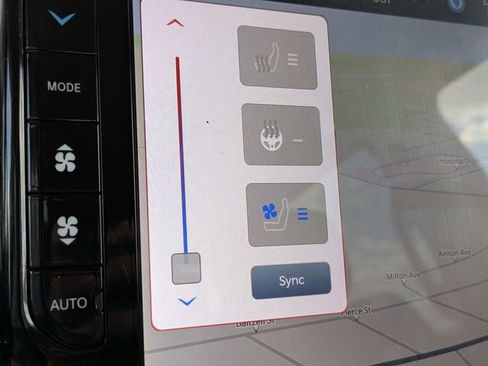 Used 2024 RAM 2500 Laramie image 24