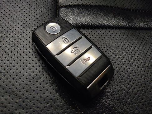 Used 2018 Kia Optima SX FWD image 32