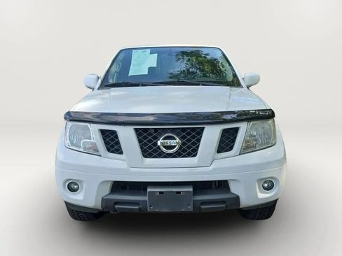 Used 2012 Nissan Frontier PRO-4X AWD/4WD image 4