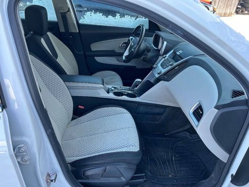 Used 2011 Chevrolet Equinox LS w/ Bluetooth Package FWD image 11