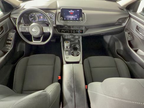 Used 2024 Nissan Rogue S FWD image 16