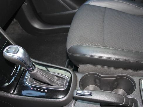 Used 2019 Buick Encore Preferred w/ Safety Package image 35