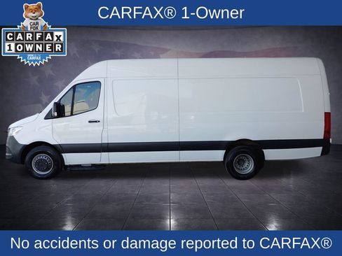 Used 2020 Mercedes-Benz Sprinter 3500 image 2