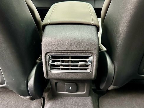New 2025 Lincoln Corsair Grand Touring AWD/4WD image 35