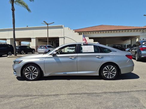 Used 2018 Honda Accord Hybrid image 2