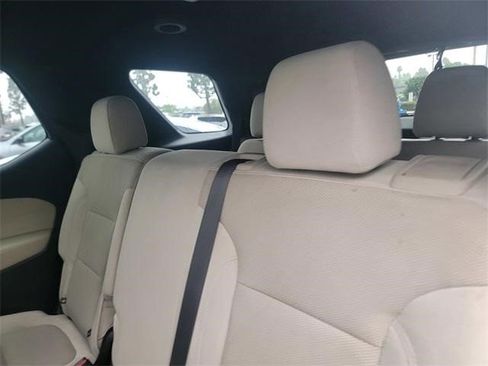 Certified 2023 Chevrolet Traverse LS image 14