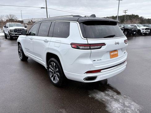 Used 2021 Jeep Grand Cherokee L Overland w/ Luxury Tech Group IV image 3