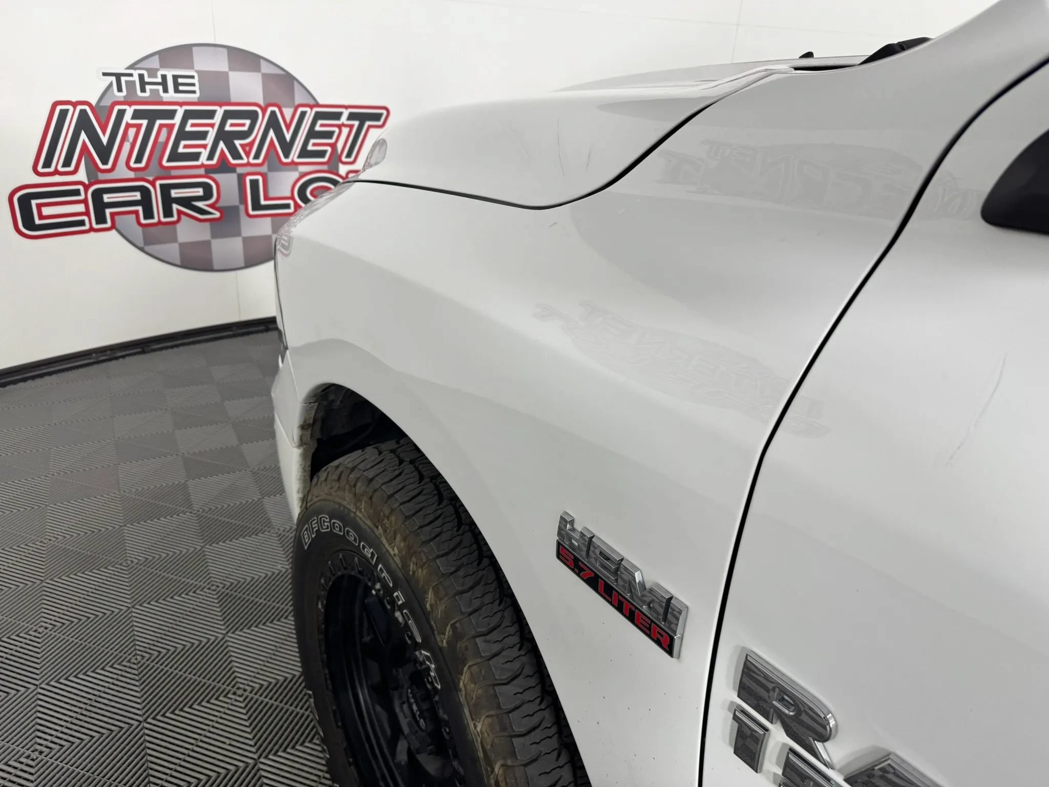 Used 2015 RAM 1500 Limited AWD/4WD image 23
