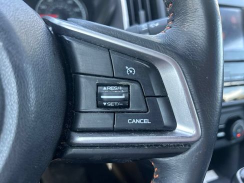 Used 2019 Subaru Crosstrek 2.0i Premium AWD/4WD image 24