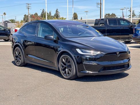 Used 2023 Tesla Model X AWD/4WD image 5