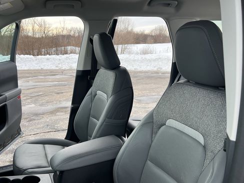 Used 2025 Ford Bronco Sport Badlands w/ Badlands Tech Package image 18