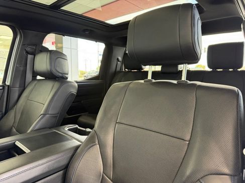 Used 2023 Toyota Tundra Platinum AWD/4WD image 22