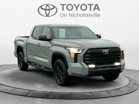Used 2025 Toyota Tundra SR5 image 7
