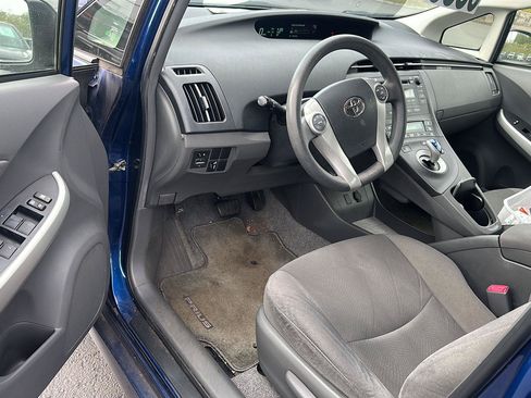 Used 2011 Toyota Prius Two FWD image 7