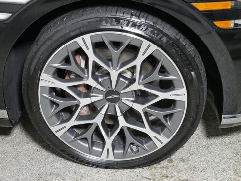 Used 2023 Genesis G90 3.5T AWD/4WD image 15