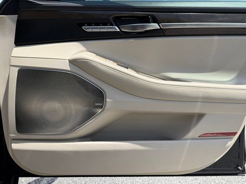 Used 2018 Genesis G90 5.0 Ultimate AWD/4WD image 43