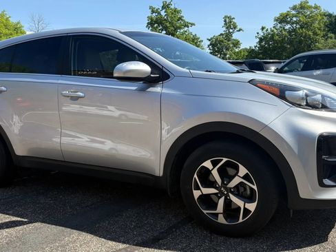 Used 2020 Kia Sportage LX FWD image 12