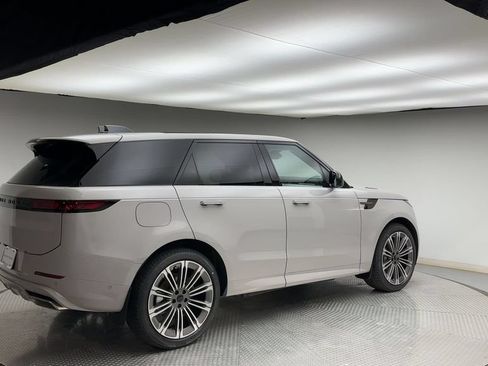 Certified 2026 Land Rover Range Rover Sport Dynamic SE AWD/4WD image 2