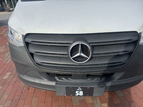Used 2025 Mercedes-Benz Sprinter 2500 image 22