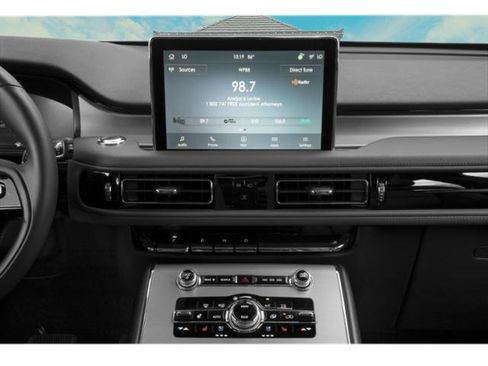 Used 2023 Lincoln Aviator Reserve w/ Elements Package Plus image 10