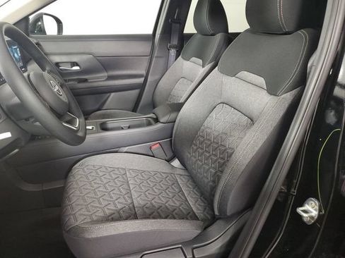 New 2026 Nissan Kicks SV w/ Cold Weather Package FWD image 15