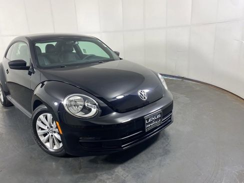 Used 2016 Volkswagen Beetle 1.8T FWD image 2