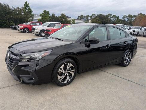 Used 2024 Subaru Legacy Premium image 8